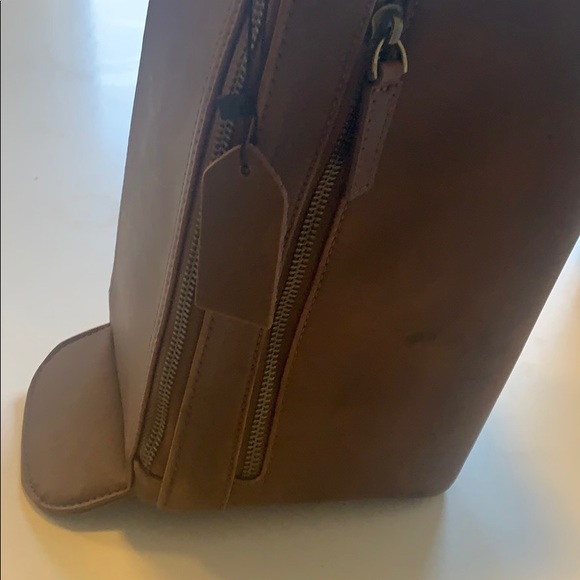 Velino leather toiletry bag/dopp kit (NWT) - Picture 3 of 5